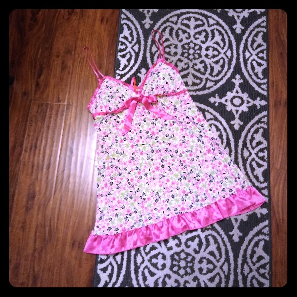 ⬇️🎠Pink Babydoll Nightie